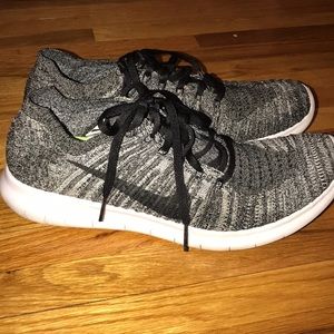 Nike Free Run Flyknit Running Shoe